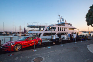 wide shot cars / yacht